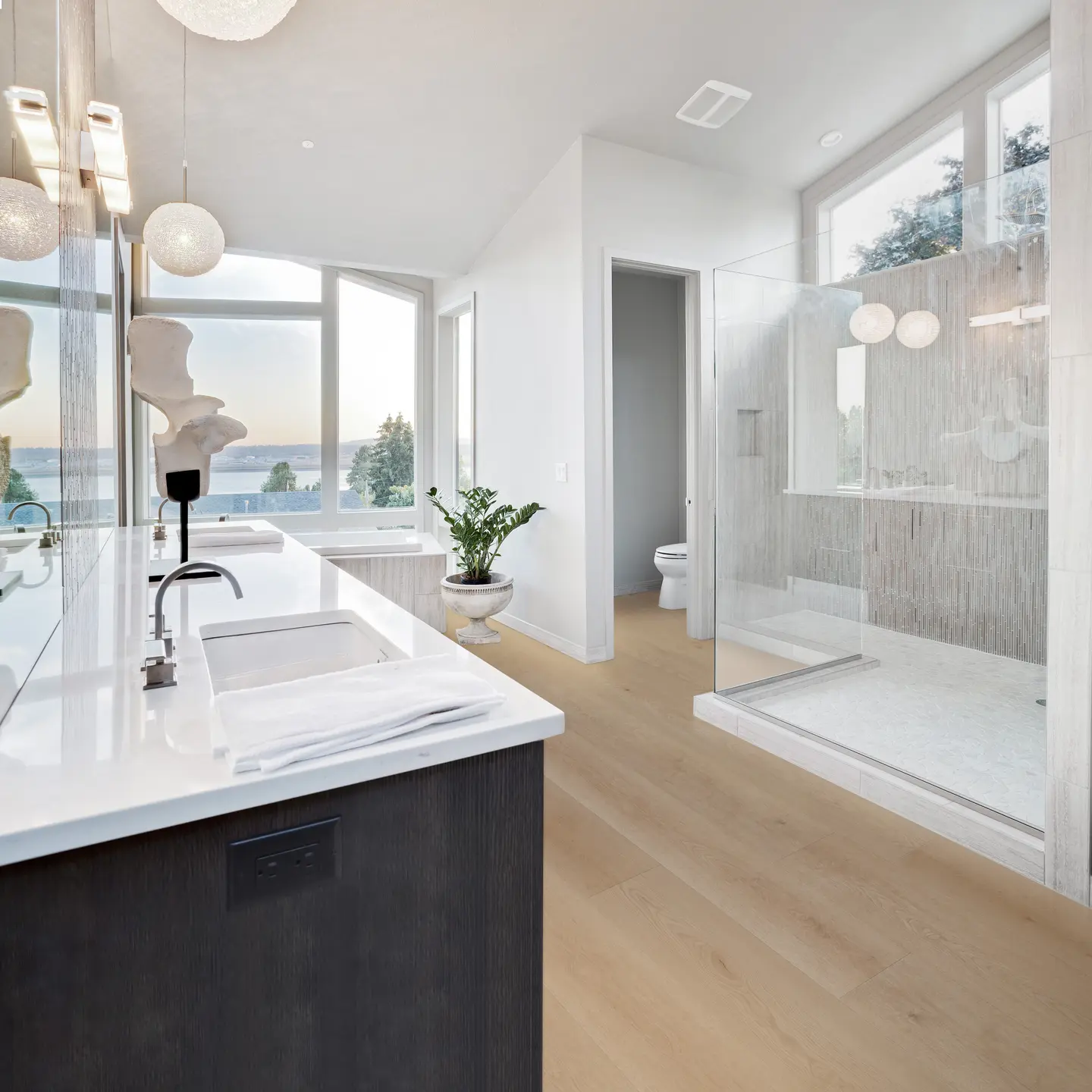 Belmont Bluffs Detail